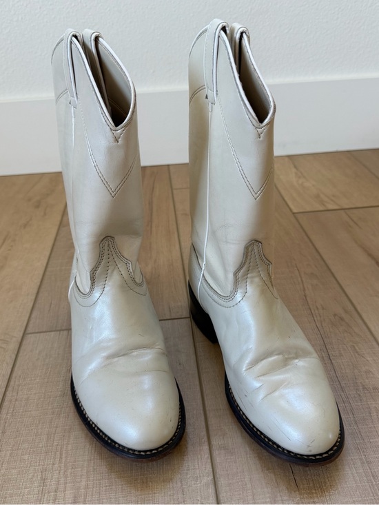 Laredo Shoes - Laredo Women’s 7 Ivory Pearl White Cowboy Boots USA Vintage Western Leather